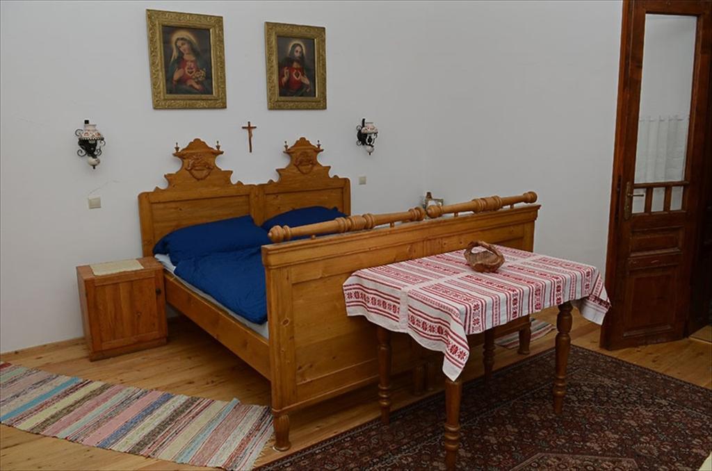 Zengőalja Vendégház Hotel Erzsébet Kültér fotó