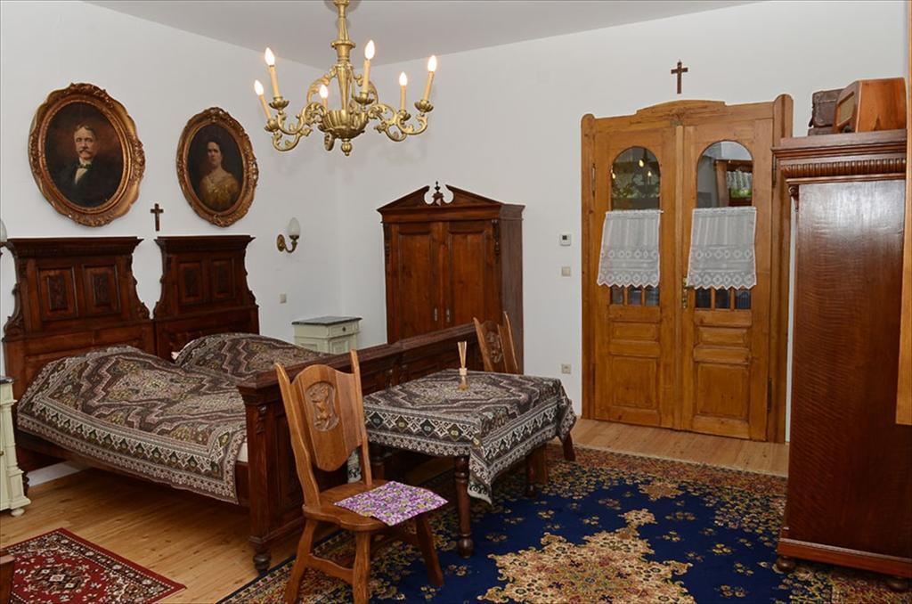 Zengőalja Vendégház Hotel Erzsébet Kültér fotó